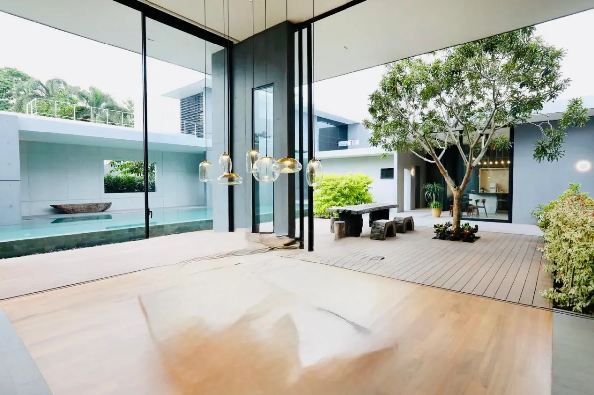 Minimal slim window frame design for modern elevation